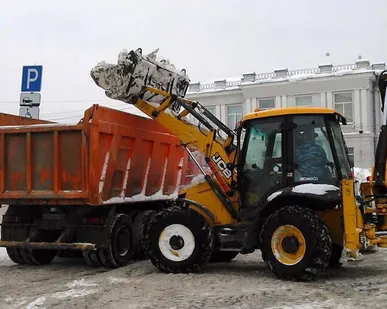 фото Вывоз снега с погрузкой