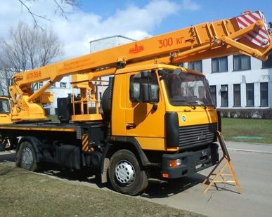 фото Услуги автовышки 28м