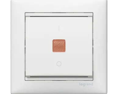 фото Механизм выключателя 1-кл. СП Valena 10А IP31 250В с зел. индикацией бел. Leg 774410