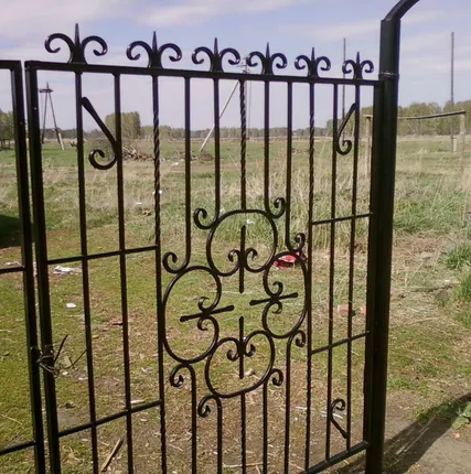 Фото №0 Ворота металлические кованные