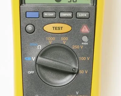 фото Мегаомметр Fluke 1507