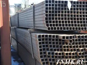 фото Труба нержавеющая профильная 30х30х2,0 мм зеркальная | шлифованная AISI 304