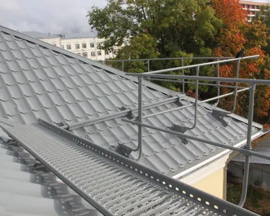 фото Переходные кровельные мостики Borge