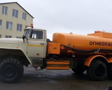 фото Услуги топливозаправщика АТЗ-17 на шасси КамАЗ-65115