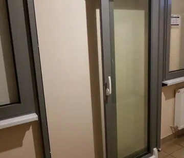 фото Двери алюминиевые теплые Alumark 70