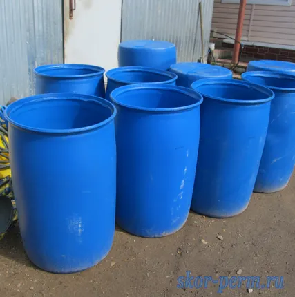 Фото №4 Бочка пластиковая 227 литров б/у вырезанный верх