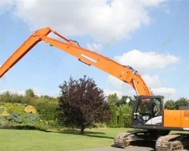 фото Аренда гусеничного экскаватора Hitachi ZX250LCН, Москва