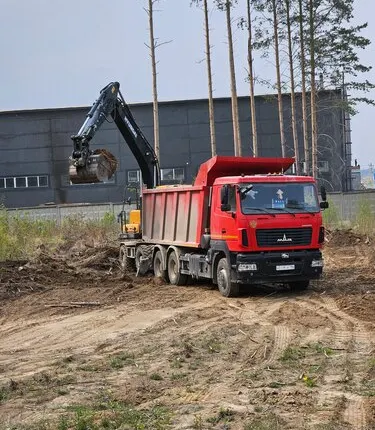 Фото №0 вывоз грунта