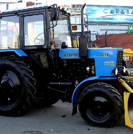 Фото №0 Коммунальная машина МК-01 (отвал ОБ-04 и щетка ЩД-01)