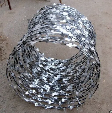 Фото №0 Колючая проволока Егоза Спиральный барьер безопасности