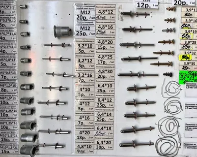 фото Вытяжные заклепки из нержавейки и резьбовые заклепки