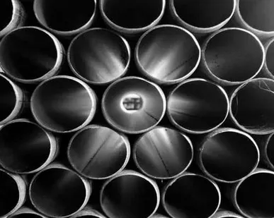 фото Труба круглая электросварная г/к ст 3 - 108х3