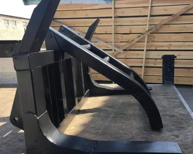 фото Вилы для леса с прижимом ВЛ-1.2 для фронтального погрузчика ПКУ ПФУ-1200