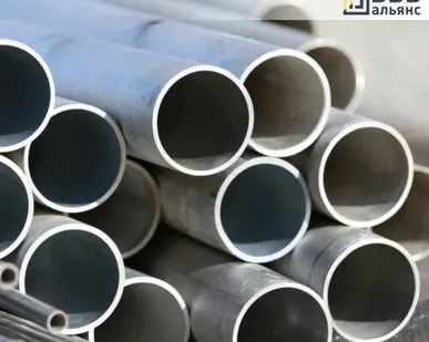 фото Труба стальная горячедеформированная 140х10 мм Ст20