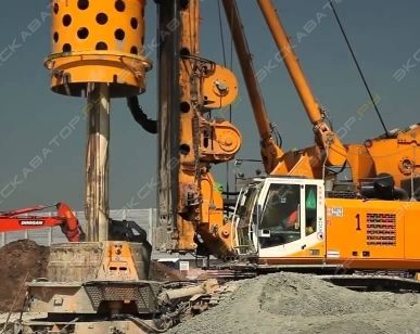 фото Аренда бурового станка для устройства свай Bauer BG 40, Екатеринбург