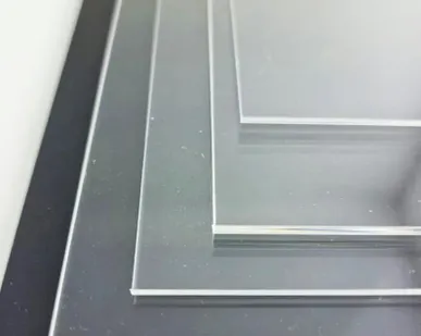 фото Оргстекло (акриловое стекло) КИВИ Прозрачное 1 мм (1,525*2,05 м)