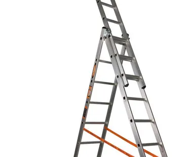 фото Лестница 3х10 ступеней 6,5м.алюминиевая трехсекционная