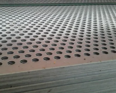 фото Лист перфорированный 0.7-3.9 мм, ГОСТ 5582-75, марка 08Х18Н10, 12Х18Н10Т