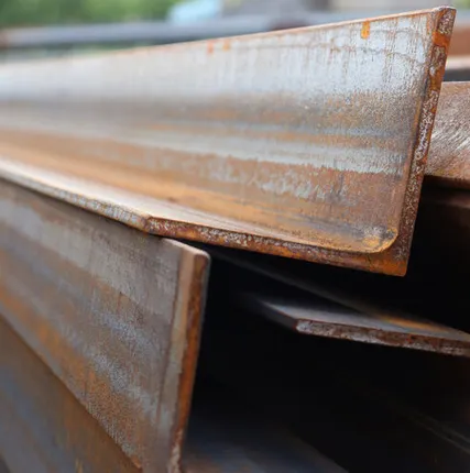 Фото №0 уголок металлический 125х125