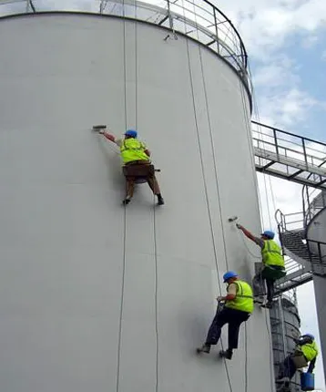 Фото №0 Окраска емкостей и различных промышленных резервуаров