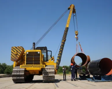 фото Аренда трубоукладчика от 12 до 100 тонн