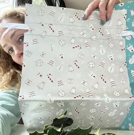 Фото №0 Пакет новогодний 42х29 см серебрянный