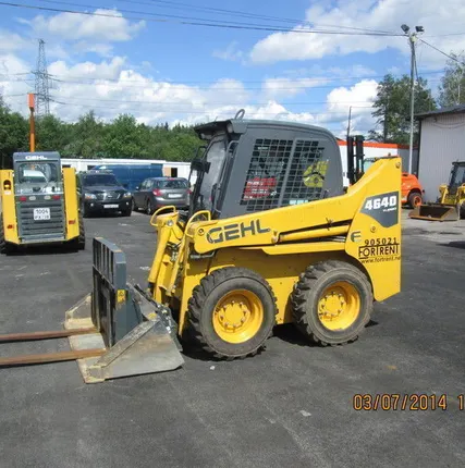 Фото №0 Аренда мини-погрузчика GEHL SL 4640