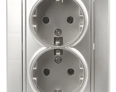 фото Розетка СП Plano 2х2P+E Schuko 1-205-03 16А-250В IP20 алюм. Intro Б0030070