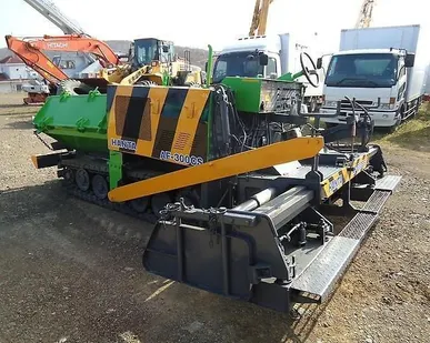 фото Асфальтоукладчик HANTA AF300CS-2