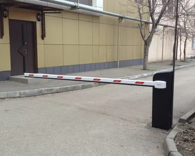 фото Автоматический шлагбаум Doorhan Barrier Pro