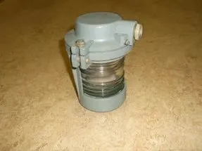 Фото №0 Фонарь топовый красного огня 372ЛВ-2