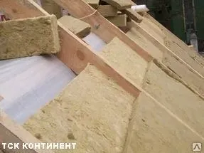 Фото №0 Укладка утеплителя кровли