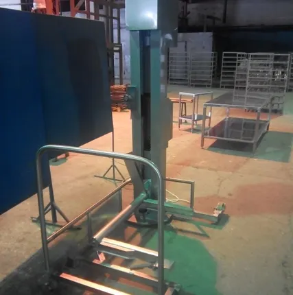 Фото №2 Столбовой мачтовый подъёмник-опрокидыватель, передвижной