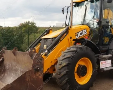 фото Аренда экскаватора-погрузчика JCB 3CX, Санкт-Петербург