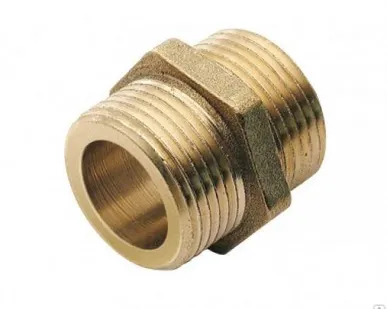 фото Нипель латунный 1/2
