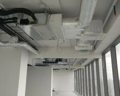 фото Монтаж вытяжной вентиляции