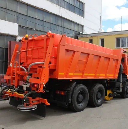 Фото №0 Комбинированная Машина КДМ-7881.01 на самосвале КамАЗ 6520 (Рассолораспределяющее (пластик) с дисками + Средняя щетка)