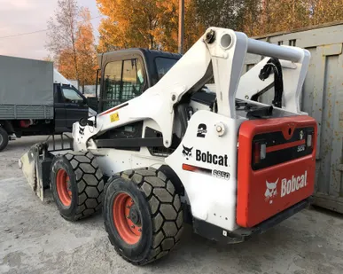 фото Аренда мини погрузчика Bobcat в Мурино