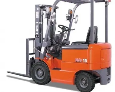 фото Вилочный электропогрузчик CPD15