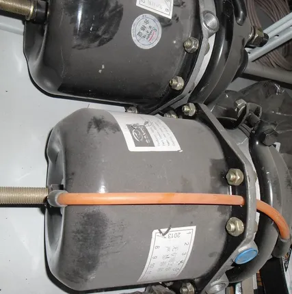 Фото №0 Энергоаккумулятор (задний) 3530A19D-410 CAMC