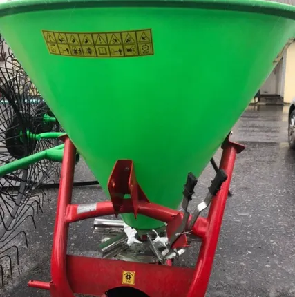 Фото №3 Разбрасыватель минеральных удобрений 500L (STRUMYK Струмик)