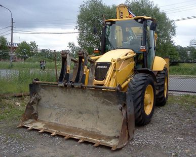 фото Аренда экскаватора погрузчика Komatsu 97