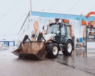фото Аренда экскаватора-погрузчика Terex 860SX, Санкт-Петербург