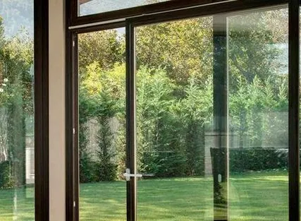 Фото №0 Дверь раздвижная из пластика