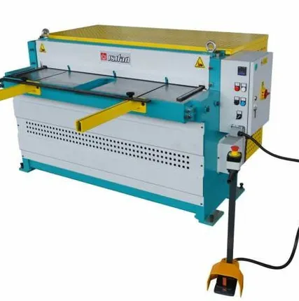 Фото №0 Гильотина Isitan ERGM 1320x2,5