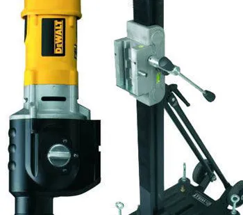 фото Установка алмазного бурения DeWALT D
