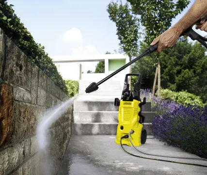 Фото №0 Мытье фасадов и окон