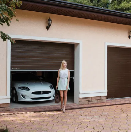 Фото №1 Секционные ворота