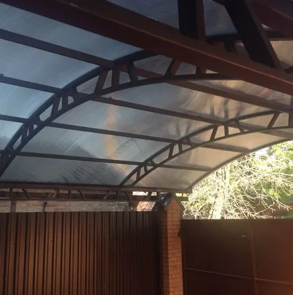 Фото №0 Навес из СПК 04