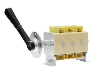 фото Рубильник ВР32-31В71250 3п 100А, 2-направление, ручка съемная IP32 КЗНВА